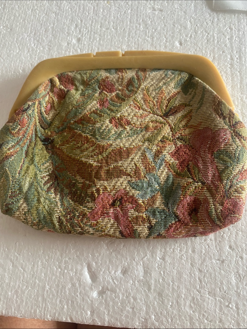 Celebrity Vintage Floral Tapestry Clutch Purse